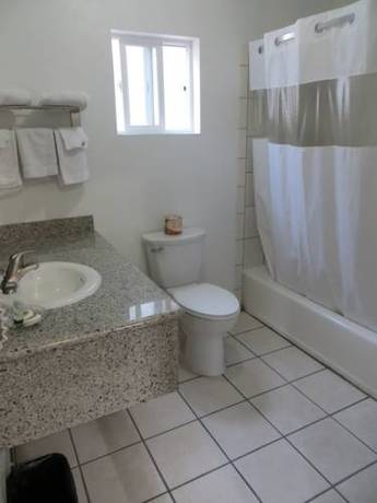 Imagen de la habitación del Hotel Napa Discovery Inn. Foto 3