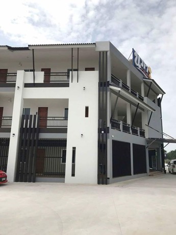 Imagen del bar/restaurante del Hotel Napa Garden. Foto 2