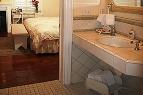 Imagen de la habitación del Hotel Napa Inn. Foto 5