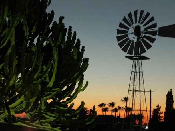 Imagen de los exteriores del Hotel Napa Prince Apartments. Foto 6