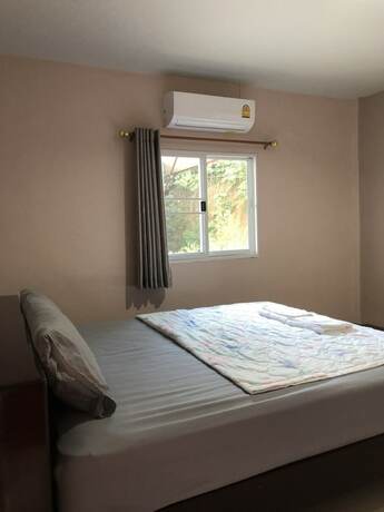 Imagen de la habitación del Hotel Napa Resort. Foto 15