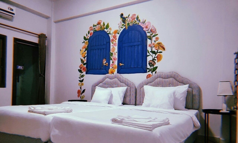 Imagen de la habitación del Hotel Napa Ville Residence. Foto 10