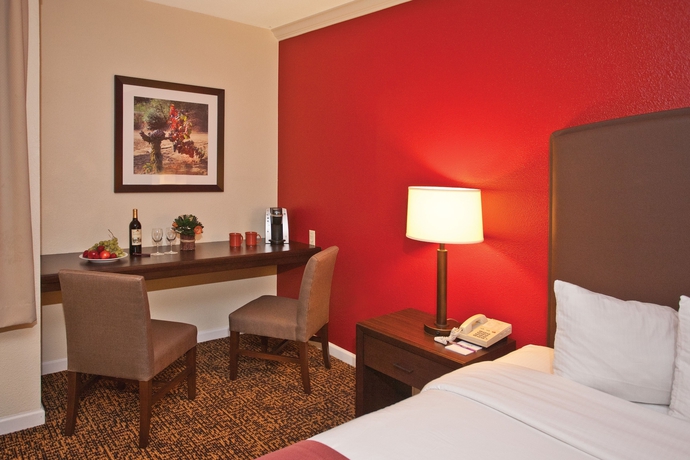 Imagen de la habitación del Hotel Napa Winery Inn. Foto 3