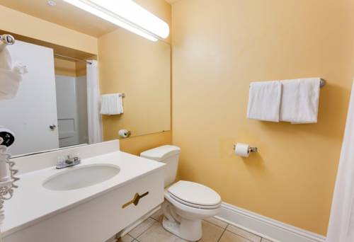 Imagen de la habitación del Hotel Naples Park Central. Foto 2