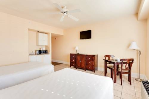 Imagen de la habitación del Hotel Naples Park Central. Foto 3