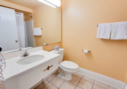 Imagen de la habitación del Hotel Naples Park Central. Foto 4