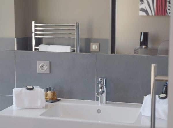Imagen de la habitación del Hotel Napol&eacute;on, Ile-d Aix. Foto 8