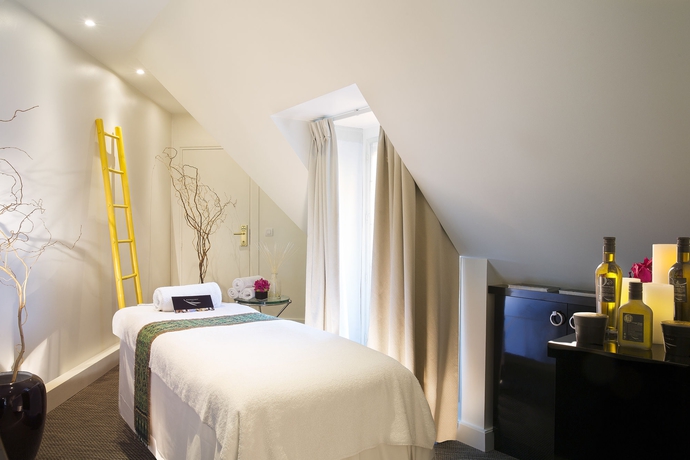 Imagen de los interiores del Hotel Napoleon, Arco del Triunfo-El&iacute;seo. Foto 16