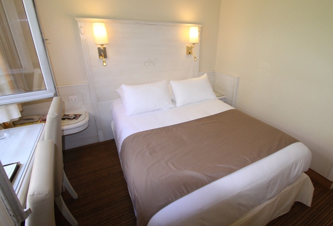 Imagen de la habitación del Hotel Napoleon, Ayacio. Foto 7