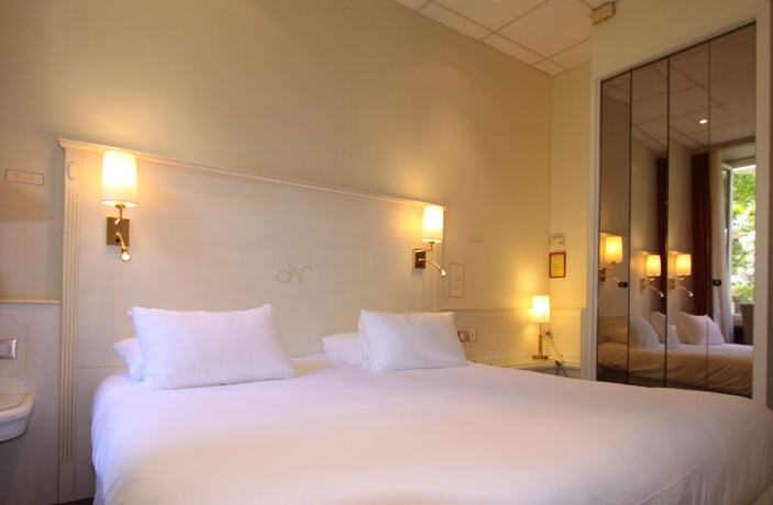 Imagen de la habitación del Hotel Napoleon, Ayacio. Foto 10