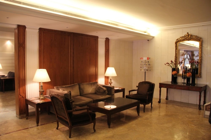Imagen de los interiores del Hotel Napoleon, Beirut. Foto 19
