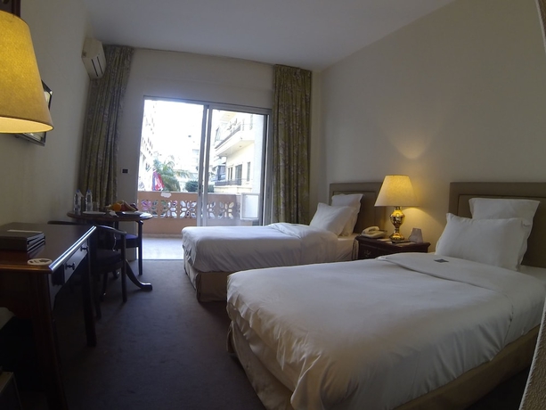 Imagen de la habitación del Hotel Napoleon, Beirut. Foto 16