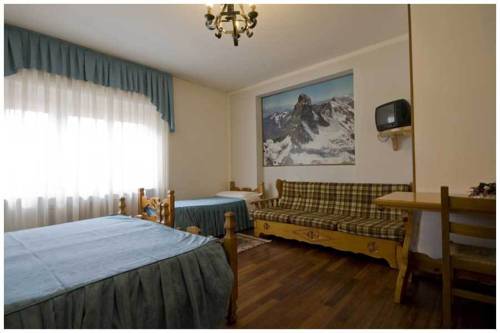 Imagen de la habitación del Hotel Napoleon, Champeriou. Foto 5