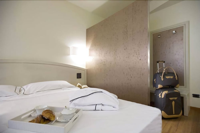 Imagen de la habitación del Hotel Napoleon, Cherasco. Foto 6