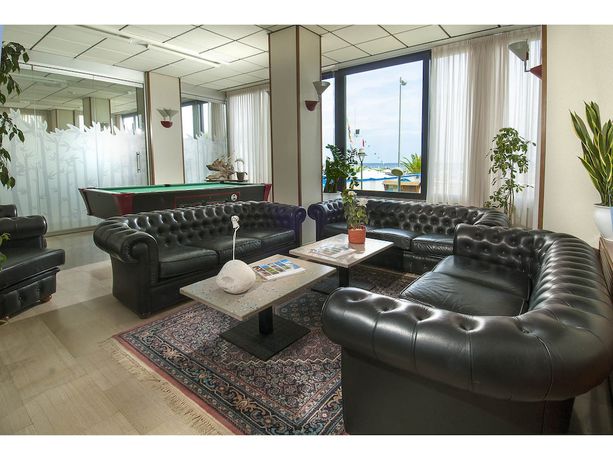 Imagen de los interiores del Hotel Napoleon, Gabicce Mare. Foto 18
