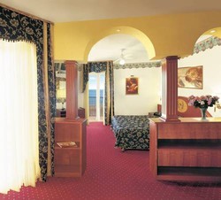 Imagen general del Hotel Napoleon, Lido Di Jesolo. Foto 4