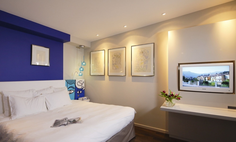 Imagen de la habitación del Hotel Napoleon, Menton. Foto 12