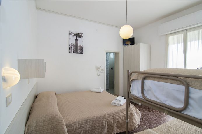 Imagen de la habitación del Hotel Napoleon, Riccione. Foto 4