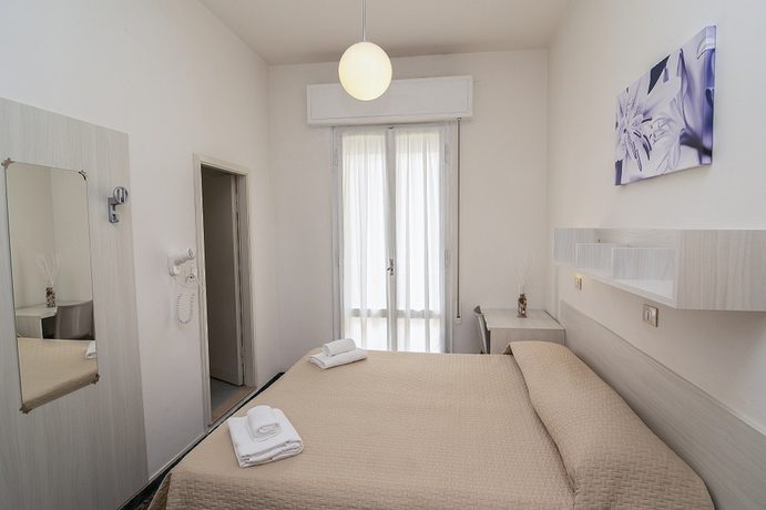 Imagen de la habitación del Hotel Napoleon, Riccione. Foto 9