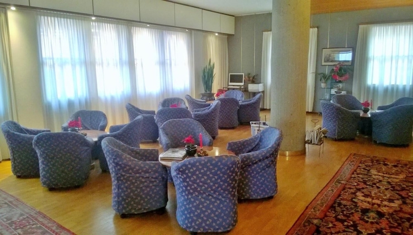 Imagen de los interiores del Hotel Napoleon, Rimini. Foto 19