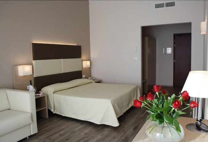 Imagen de la habitación del Hotel Napoleon, San Remo. Foto 4