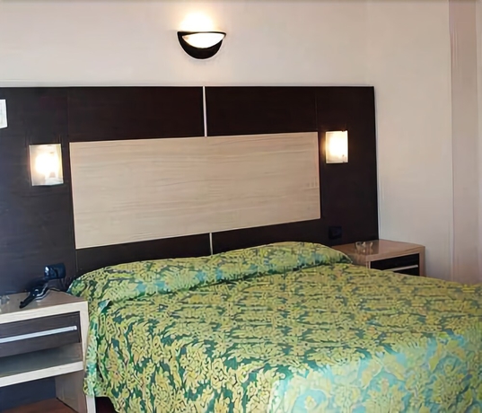 Imagen de la habitación del Hotel Napoleon, San Remo. Foto 9