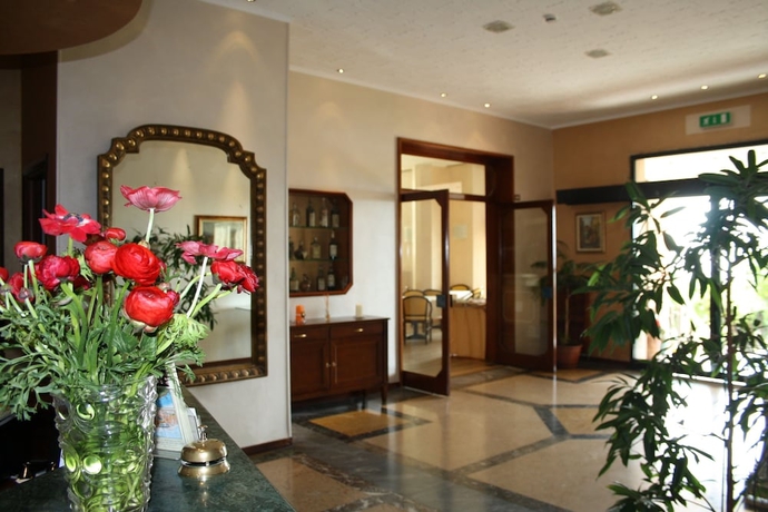 Imagen de los interiores del Hotel Napoleon, San Remo. Foto 18