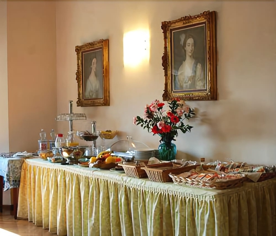 Imagen del bar/restaurante del Hotel Napoleon, San Remo. Foto 3