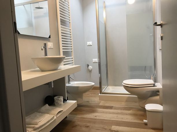 Imagen de la habitación del Hotel Napoleon, Tur&iacute;n. Foto 3