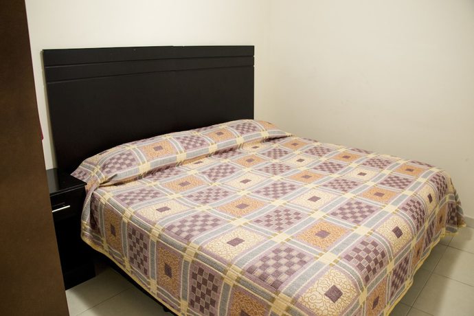 Imagen de la habitación del Hotel Napoles, Ciudad Obreg&oacute;n. Foto 2