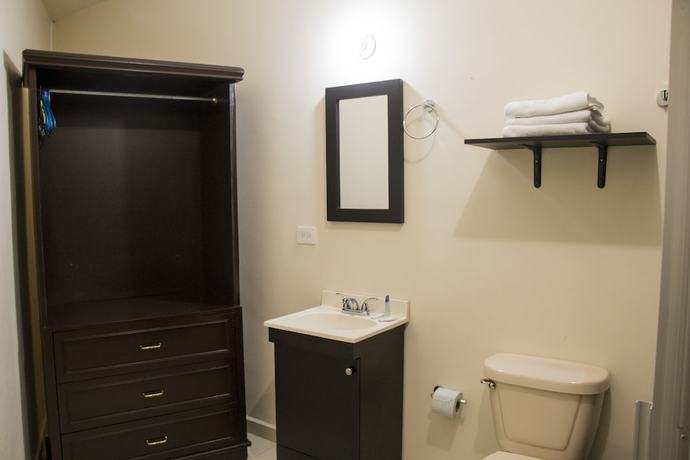 Imagen de la habitación del Hotel Napoles, Ciudad Obreg&oacute;n. Foto 3