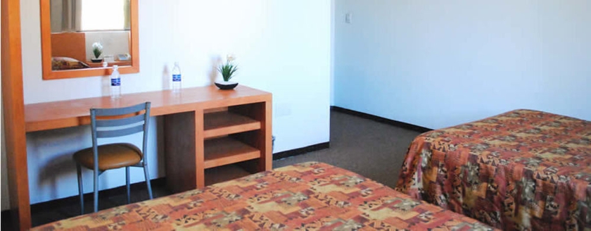 Imagen de la habitación del Hotel Napoles. Foto 5