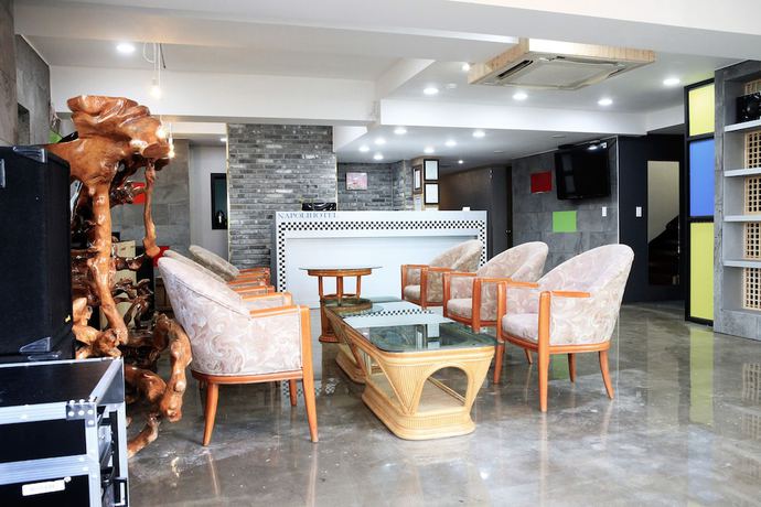 Imagen de los interiores del Hotel Napoli. Foto 20