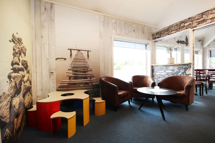 Imagen de los interiores del Hotel Napoli resturant andl. Foto 19