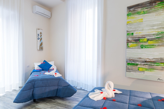 Imagen de la habitación del Hotel Napoli's Gold. Foto 5