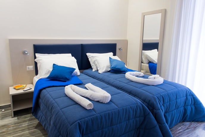 Imagen de la habitación del Hotel Napoli's Gold. Foto 7