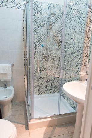 Imagen de la habitación del Hotel Napoli's Gold. Foto 11