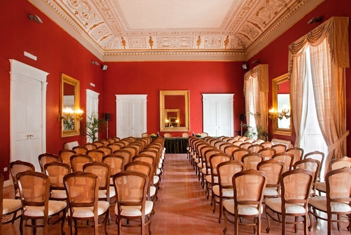 Imagen de los interiores del Hotel Napolit'amo Principe. Foto 19