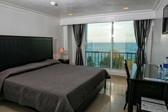 Imagen de la habitación del Hotel Napolitano. Foto 8