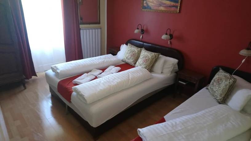 Imagen de la habitación del Hotel Napsugár és Gulyás Kunyhó Étterem. Foto 11