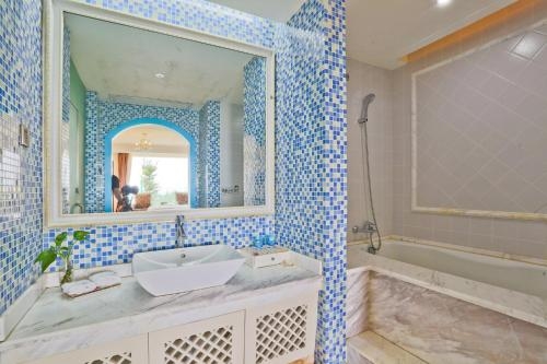 Imagen general del Hotel Naqin Geological Ocean Park. Foto 4