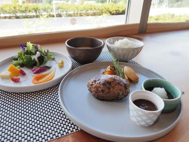 Imagen del bar/restaurante del Hotel Nara Sakurai No Sato. Foto 6