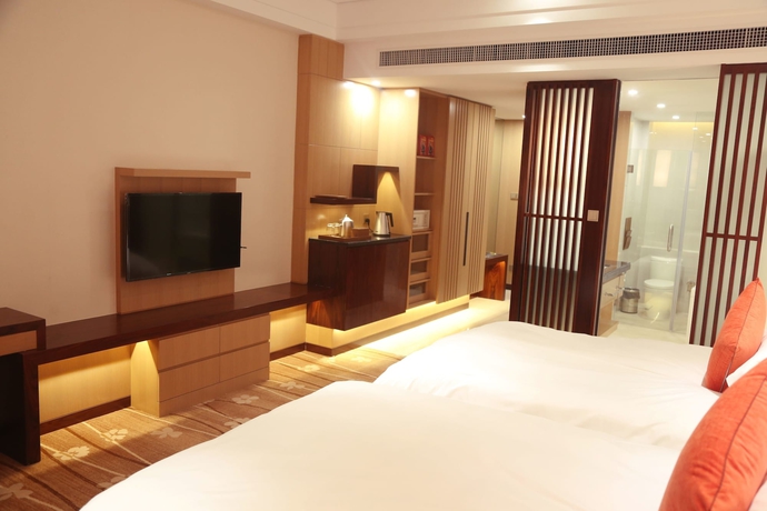 Imagen de la habitación del Hotel Narada Phoenix Valley Resort. Foto 8