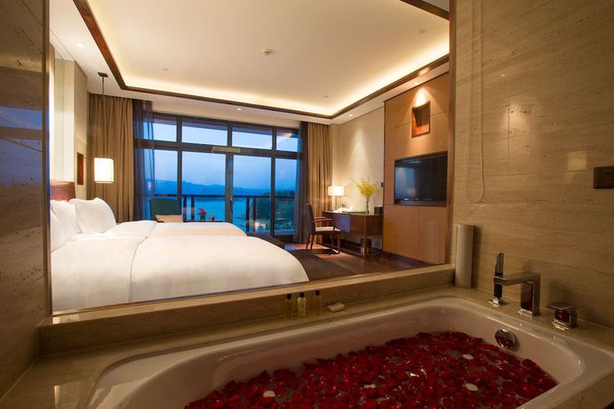 Imagen de la habitación del Hotel Narada Qiandao Lake Resort. Foto 7
