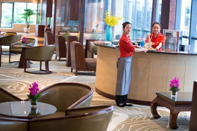 Imagen del bar/restaurante del Hotel Narada Qiandao Lake Resort. Foto 2