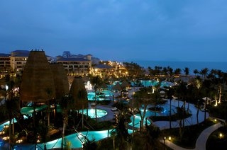 Imagen de la piscina del Hotel Narada Resort Spa. Foto 13