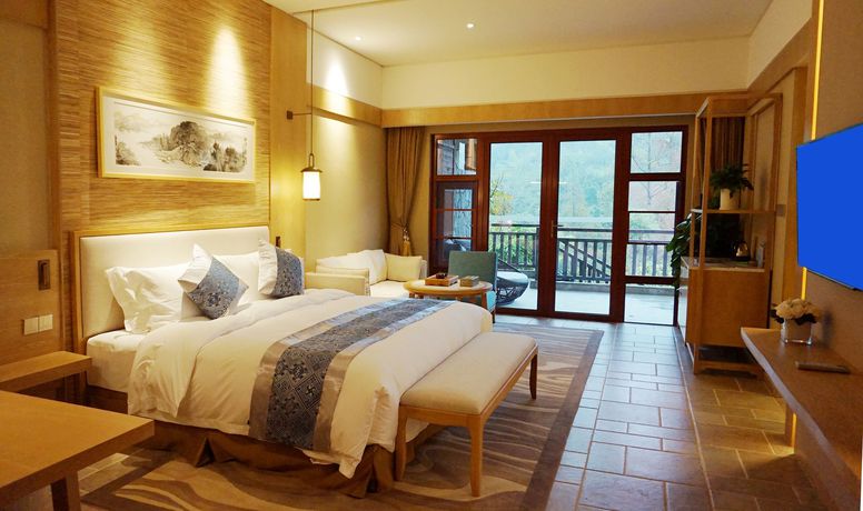Imagen de la habitación del Hotel Narada Resort and Spa Cifu Lake Guangxi. Foto 4
