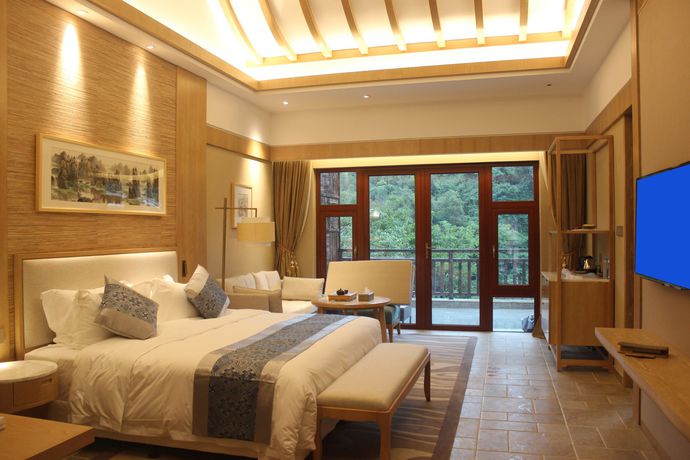 Imagen de la habitación del Hotel Narada Resort and Spa Cifu Lake Guangxi. Foto 15