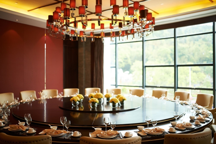 Imagen del bar/restaurante del Hotel Narada Resort and Spa Pingxiang. Foto 6