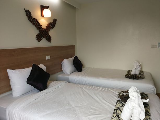 Imagen de la habitación del Hotel Narai Iyara Palace Lopburi. Foto 5
